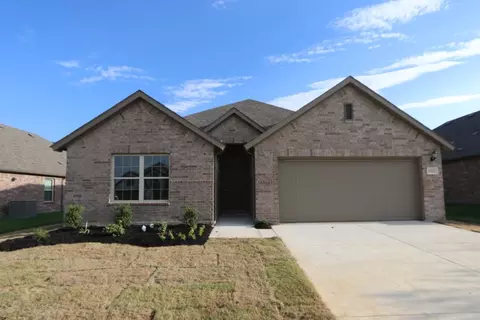1312 Hunters Ridge Dr, Crowley, TX 76036