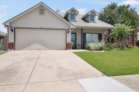 6804 Beverly Glen Dr, Fort Worth, TX 76132