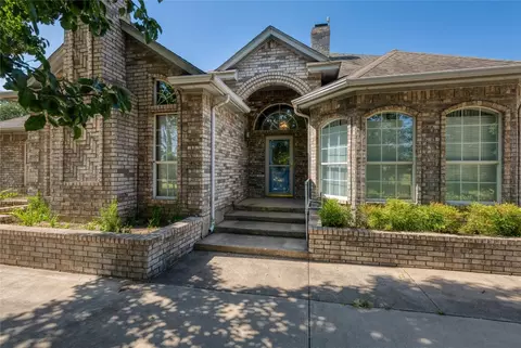 1227 Jackson Trl, Azle, TX 76020