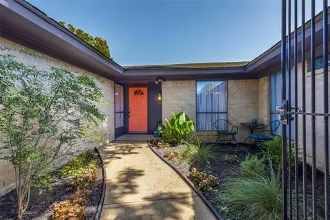 3432 Kelvin Ave, Fort Worth, TX 76133