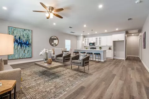 4024 Dempster Ave, Cockrell Hill, TX 75211