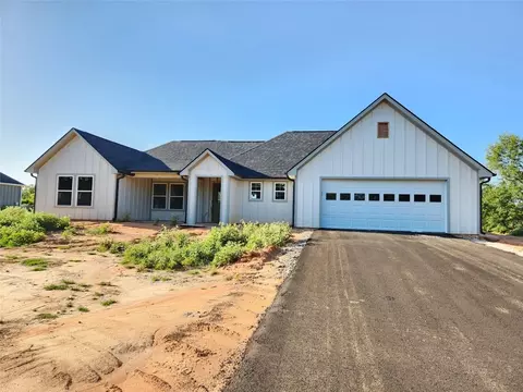 153 Cr 2724, Mineola, TX 75773