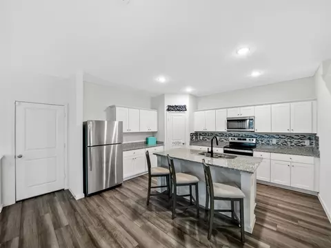 1909 Chapel Hill Rd, Princeton, TX 75407