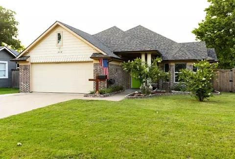 506 W Leland Ave, Mckinney, TX 75069