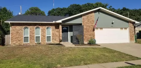 4311 Cranbrook Dr, Arlington, TX 76016