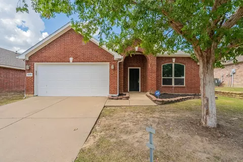 5341 Yampa Trl, Watauga, TX 76137