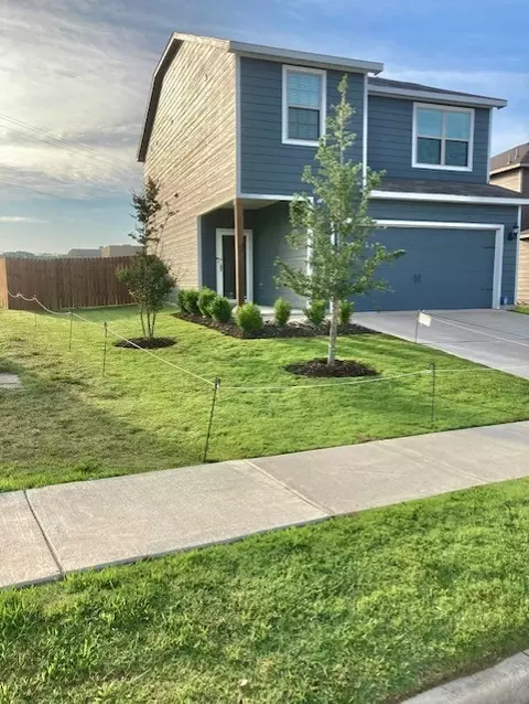 14113 Greenhaw Ln, Dallas, TX 75253