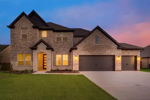 204 Beechcraft Ct, Caddo Mills, TX 75135