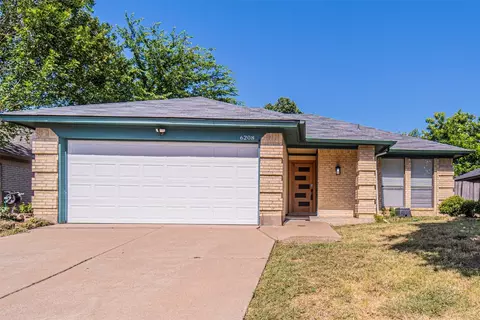6208 Aires Dr, Arlington, TX 76001