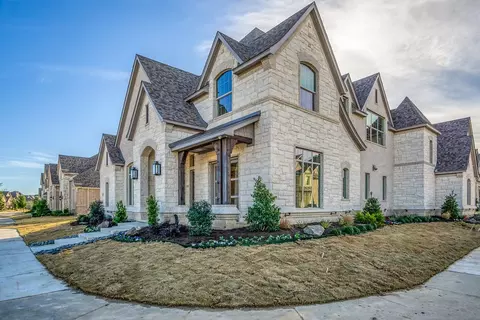 1100 Blue Lake Blvd, Arlington, TX 76005