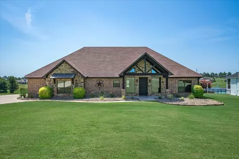 16781 Stallion Shores Ct, Lindale, TX 75771