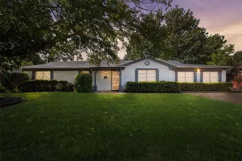 7016 Shauna Dr, North Richland Hills, TX 76180