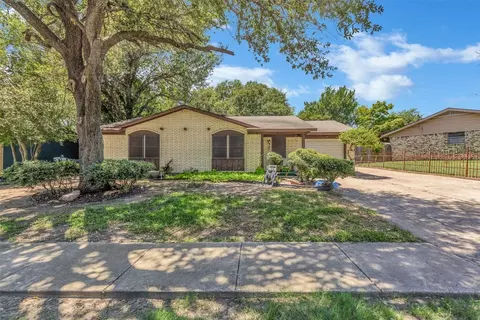 4205 Central Ln, Balch Springs, TX 75180