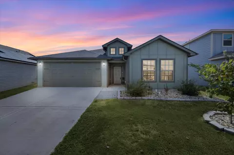 8228 Steel Dust Dr, Fort Worth, TX 76179