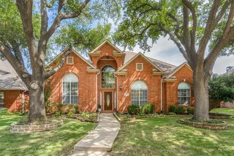 2617 Mossvine Dr, Carrollton, TX 75007