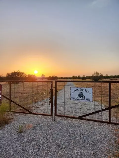 2638 Crawford Ln, Graford, TX 76449