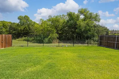 118 Waxberry Dr, Fate, TX 75189