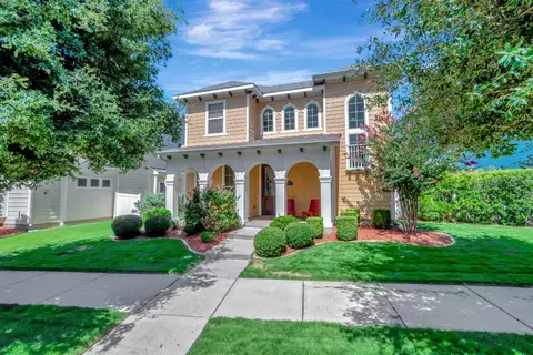 1021 Haley Ct, Savannah, TX 76227