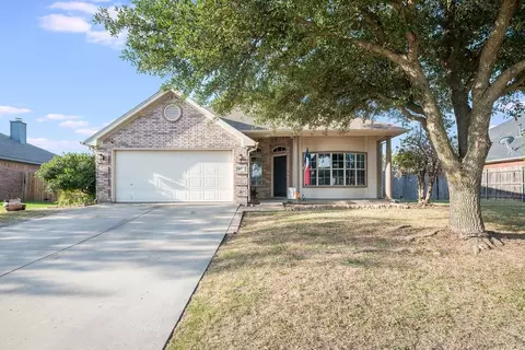 617 SW Rand Dr, Burleson, TX 76028