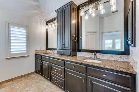 722 E Main St, Coppell, TX 75019 photo 18