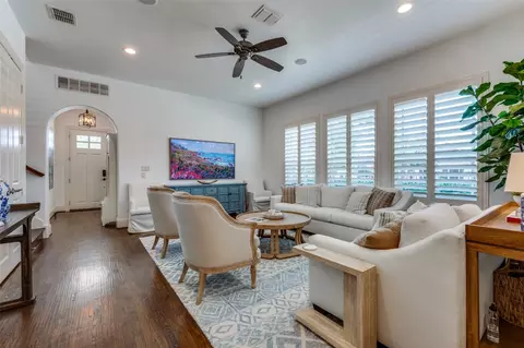 722 E Main St, Coppell, TX 75019 photo 11