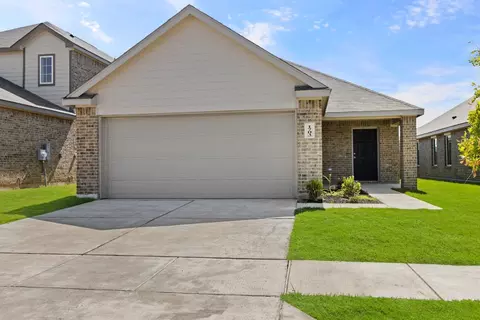 1703 Luke St, Ennis, TX 75119