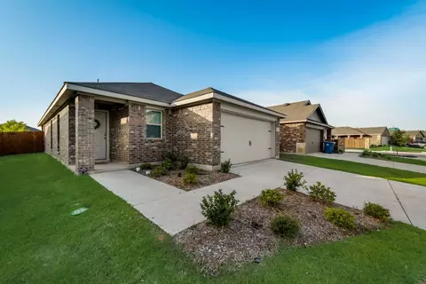 1136 Norias Dr, Forney, TX 75126