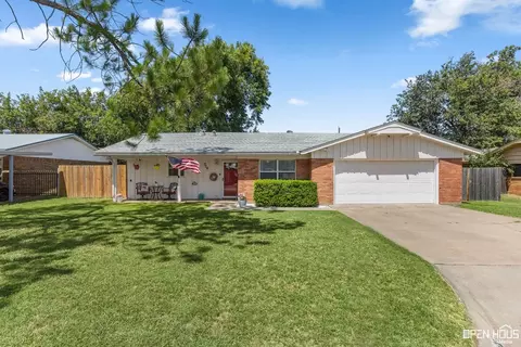 308 Mimosa St, Burkburnett, TX 76354