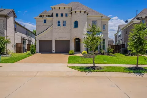 1320 Mary Horn Dr, Aubrey, TX 76227
