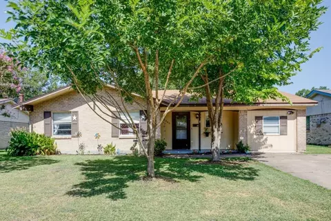1345 Eastside Dr, Mesquite, TX 75149