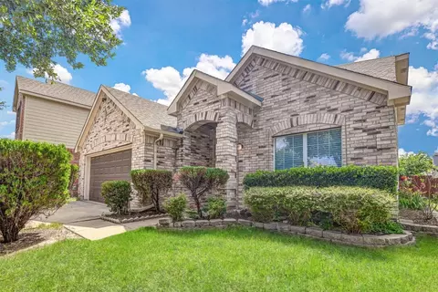 7333 Starwood Dr, Fort Worth, TX 76137