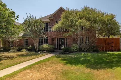 421 Brazil Dr, Hurst, TX 76054