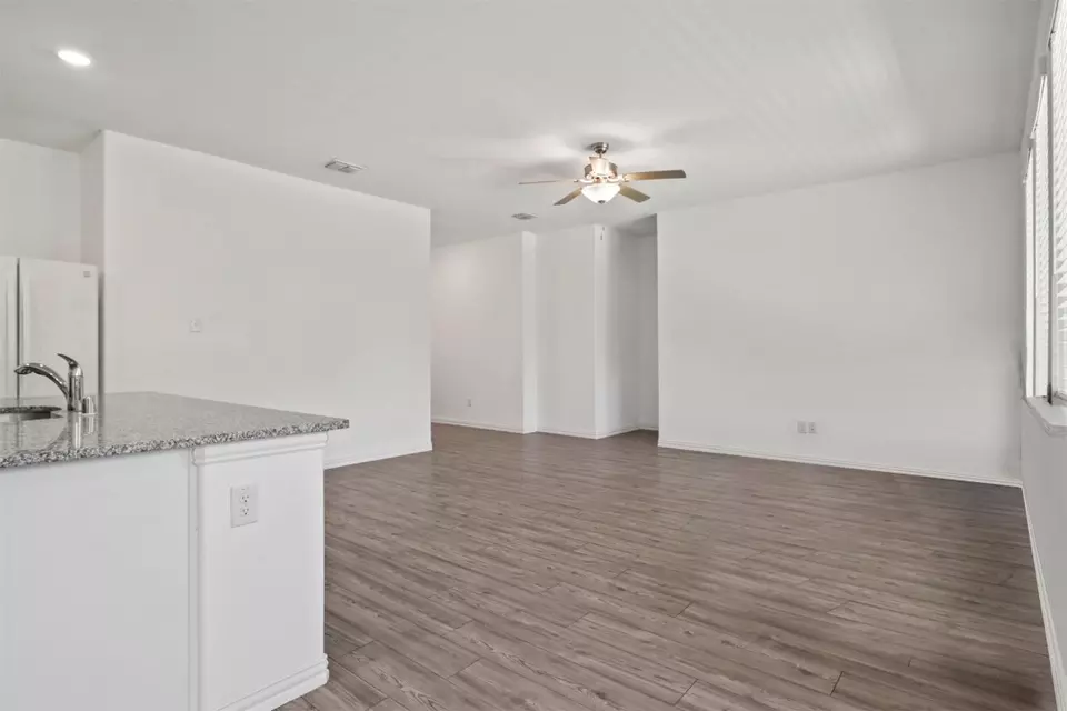  800 Willow Ln, Royse City, TX 75189 photo 5