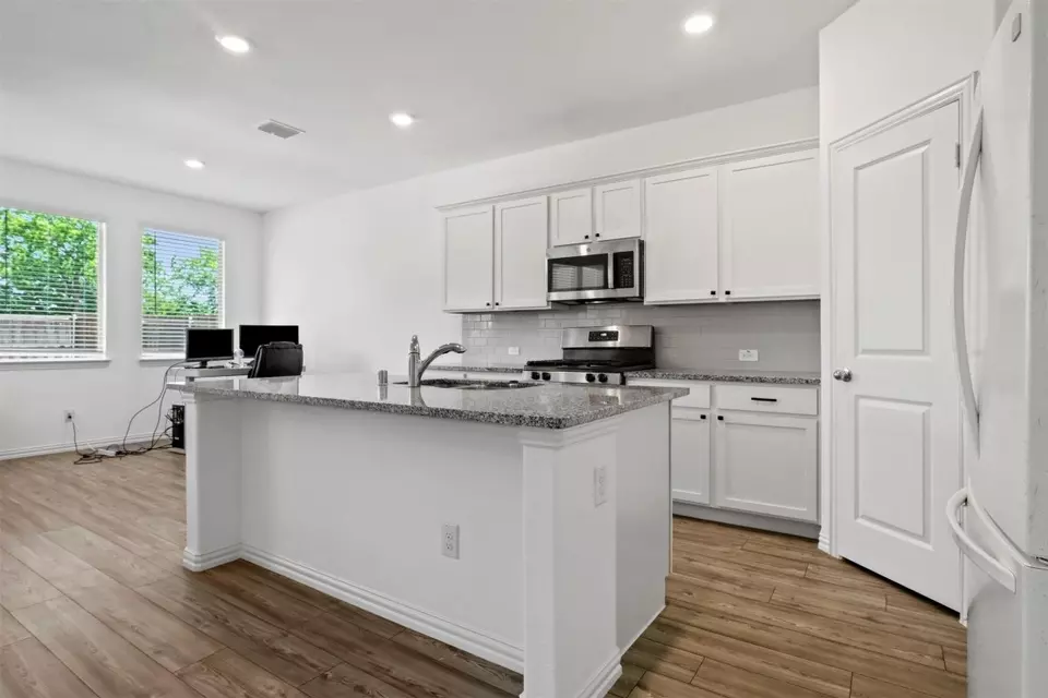  800 Willow Ln, Royse City, TX 75189 photo 8