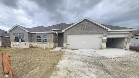 900 Foundry Ln, Nevada, TX 75173