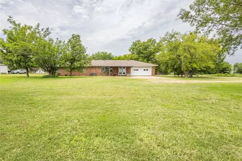 505 S Main St, Ector, TX 75439 photo 34