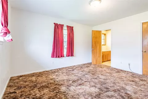 505 S Main St, Ector, TX 75439 photo 14