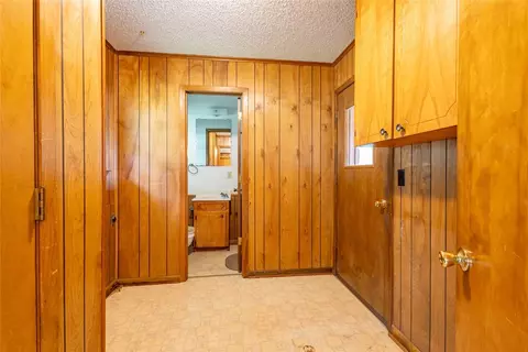 505 S Main St, Ector, TX 75439 photo 28