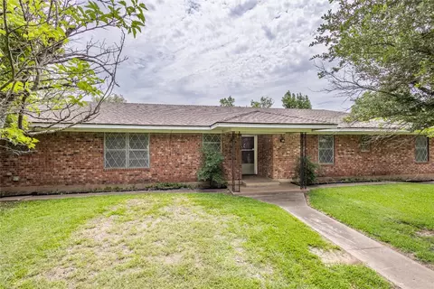 505 S Main St, Ector, TX 75439 photo 3