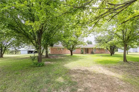505 S Main St, Ector, TX 75439 photo 35