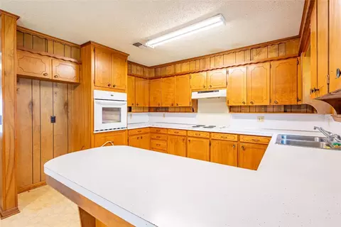 505 S Main St, Ector, TX 75439 photo 10