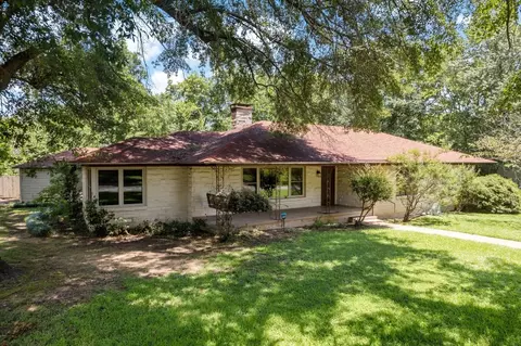 2101 Hubbard St, Paris, TX 75460