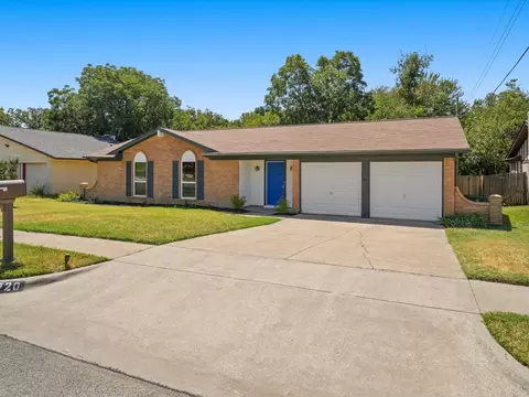 1720 Richmond Dr, Bedford, TX 76022
