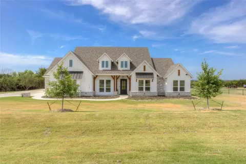 1120 Stagecoach Ranch Dr, Weatherford, TX 76085