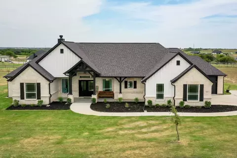 3012 Robertson Bnd, Weatherford, TX 76088