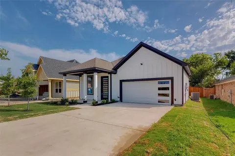 311 Runnells St, Terrell, TX 75160