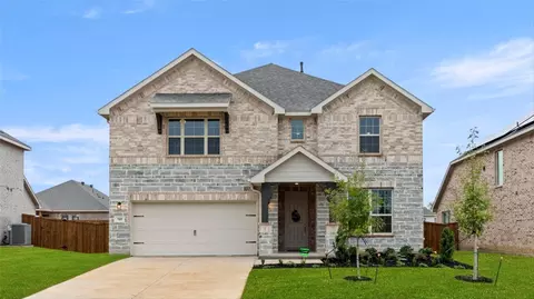 709 Matador Ln, Arlington, TX 76002