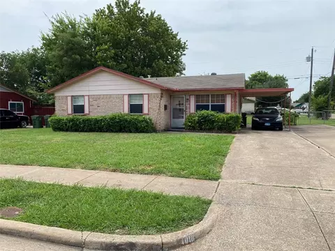 1018 Cherrywood Dr, Garland, TX 75040