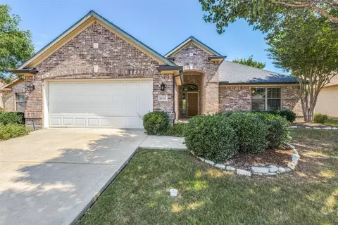 11312 Southerland Dr, Denton, TX 76207