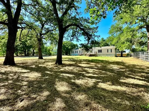 113 Pr 1311, Bridgeport, TX 76426